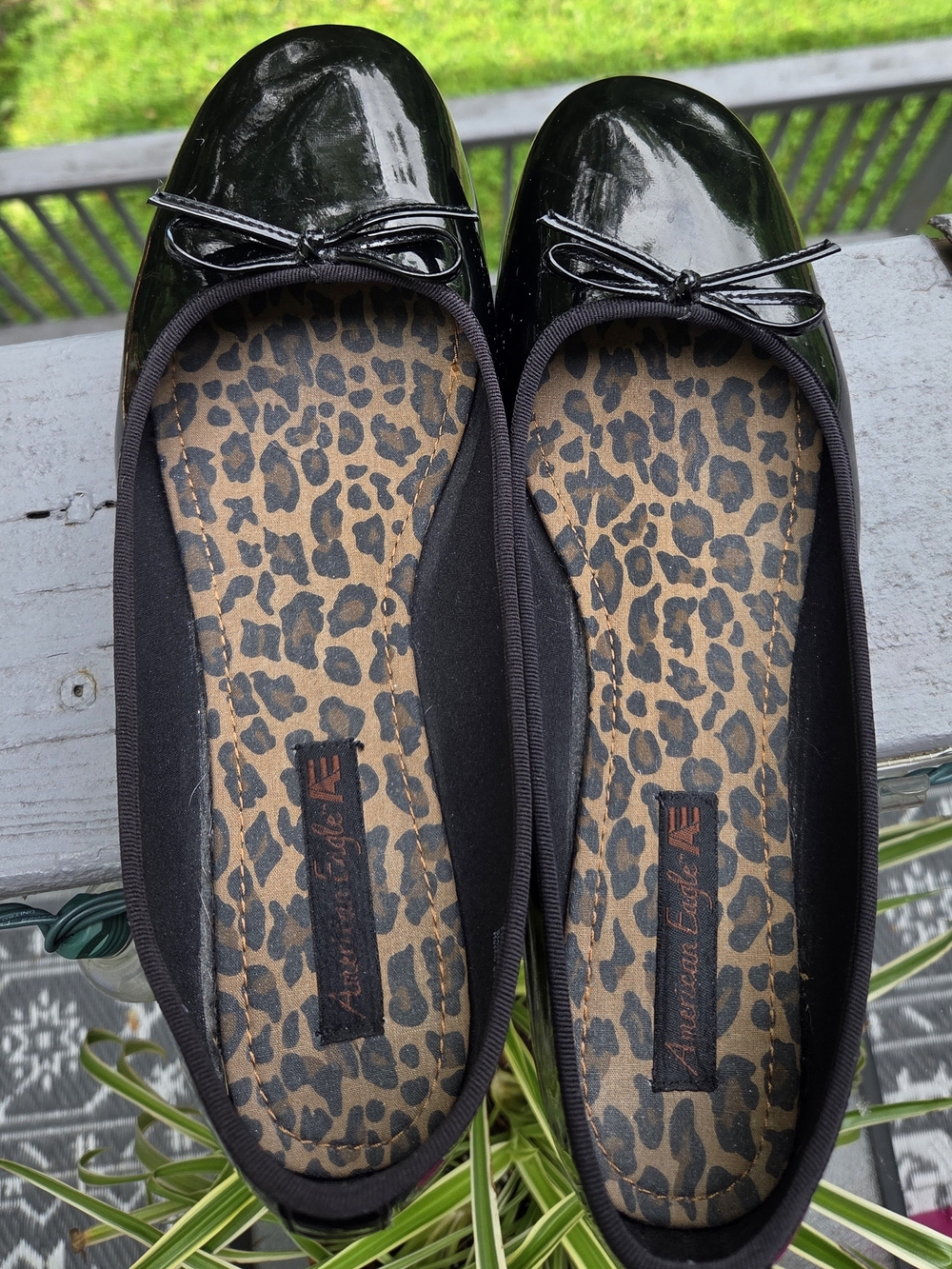American Eagle Outfitters Black Patent Ballet Flats with Leopard Insole